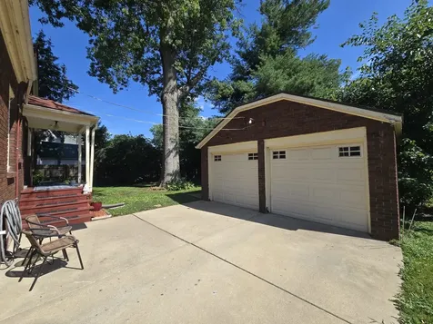 807 West 2nd Street Rock Falls IL 61071