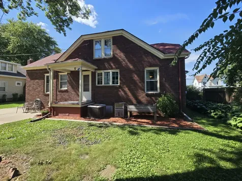 807 West 2nd Street Rock Falls IL 61071