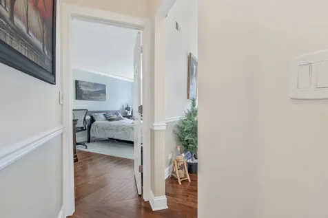 1511 West Pheasant Trail Lane Arlington Heights IL 60004