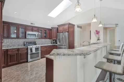 1511 West Pheasant Trail Lane Arlington Heights IL 60004