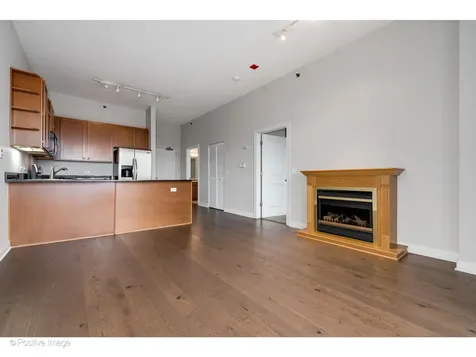 230 West Division Street Chicago IL 60610