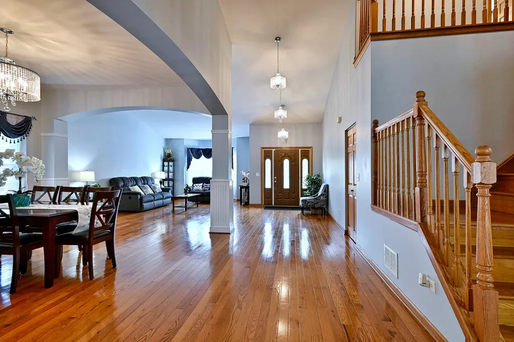1452 Sage Drive Bolingbrook IL 60490