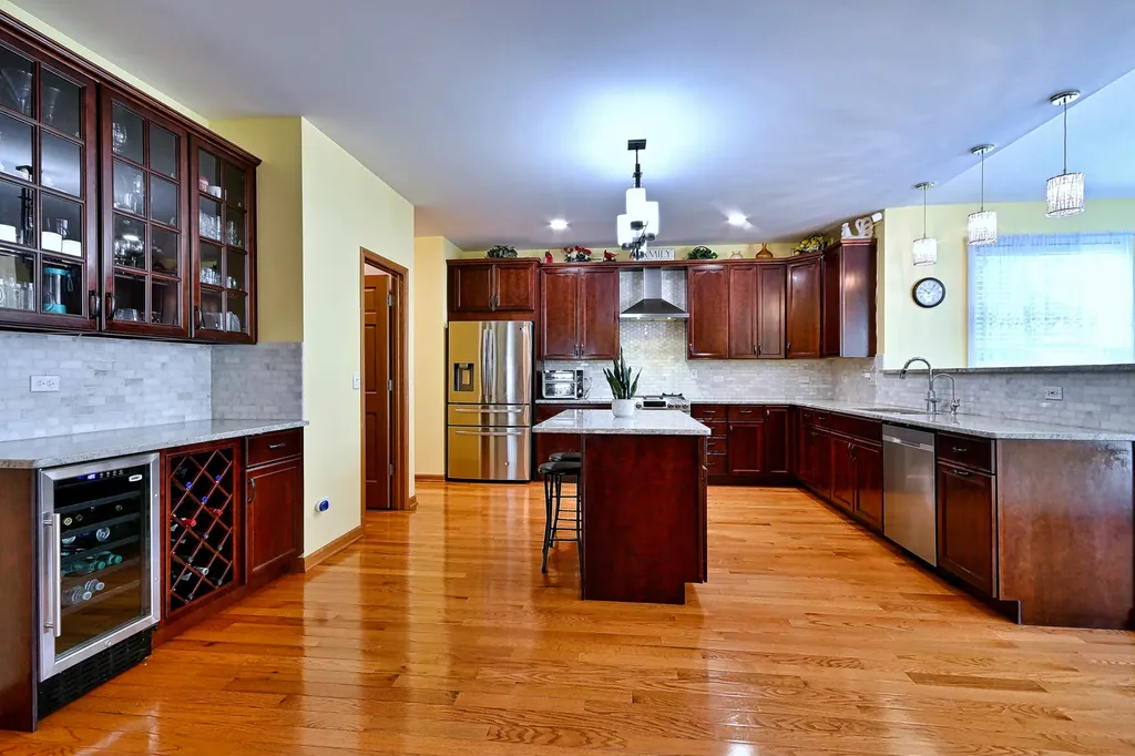 1452 Sage Drive Bolingbrook IL 60490