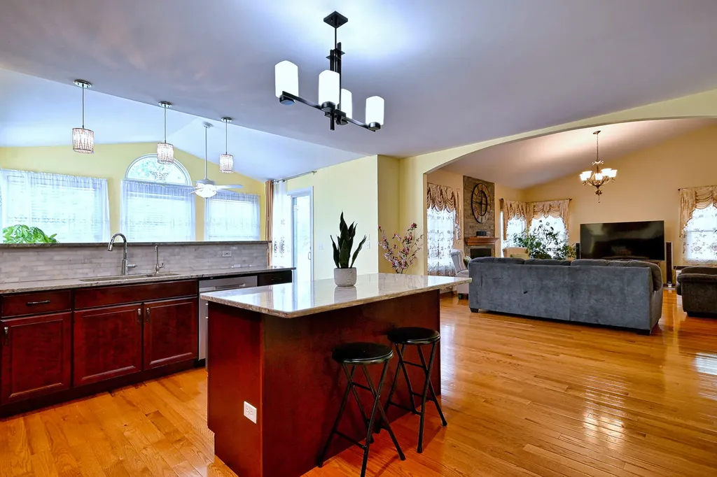 1452 Sage Drive Bolingbrook IL 60490