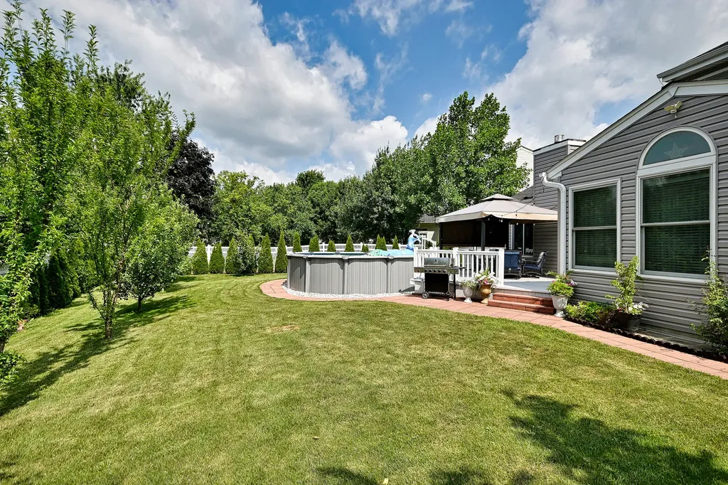 1452 Sage Drive Bolingbrook IL 60490