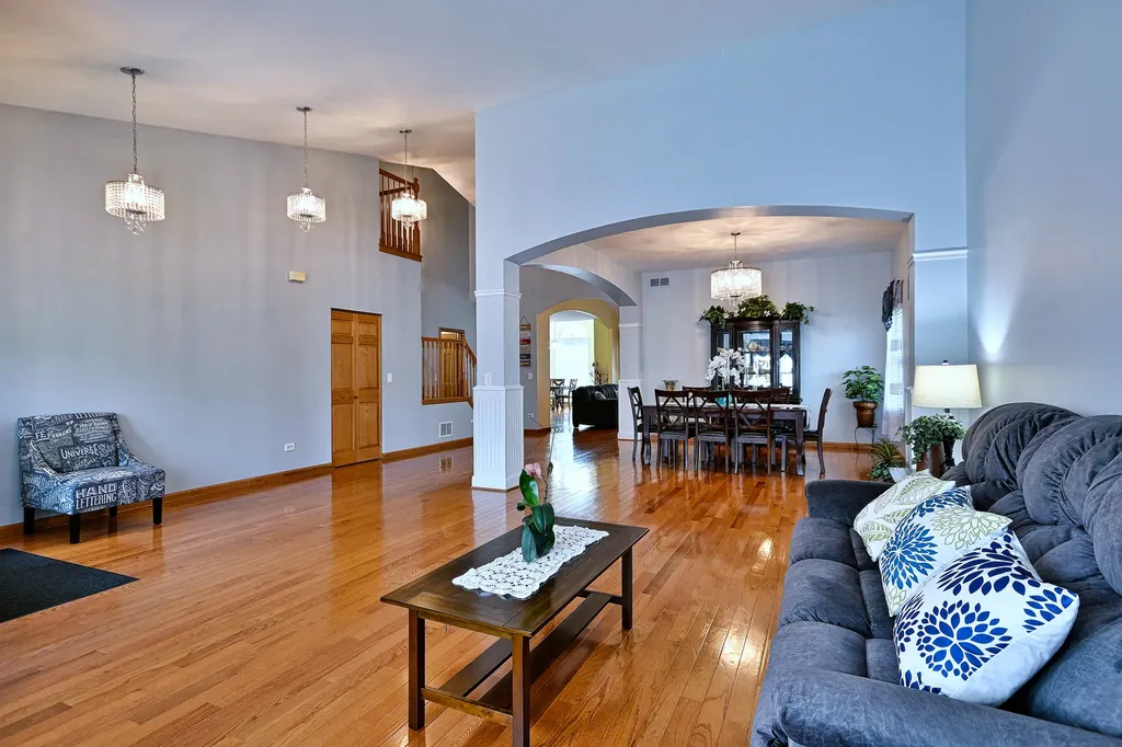 1452 Sage Drive Bolingbrook IL 60490