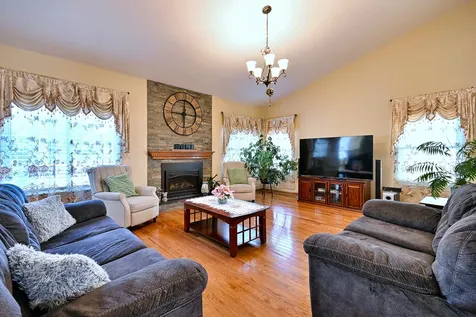 1452 Sage Drive Bolingbrook IL 60490