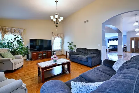 1452 Sage Drive Bolingbrook IL 60490