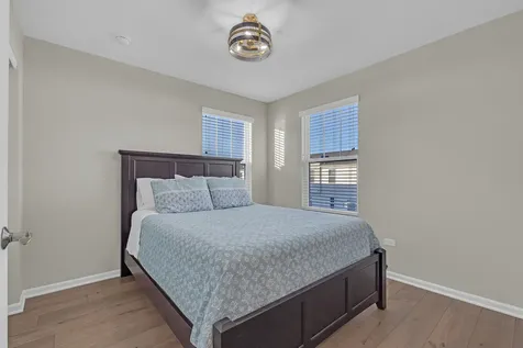 1546 Slade Way Des Plaines IL 60018