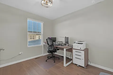 1546 Slade Way Des Plaines IL 60018