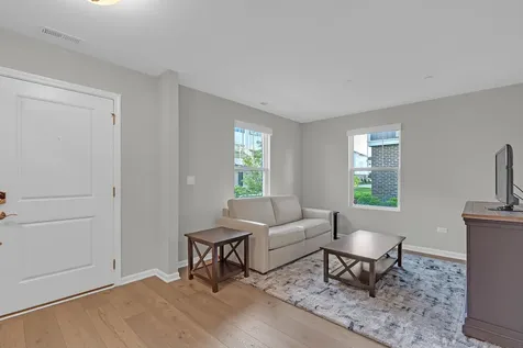 1546 Slade Way Des Plaines IL 60018