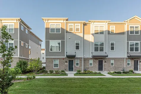 1546 Slade Way Des Plaines IL 60018