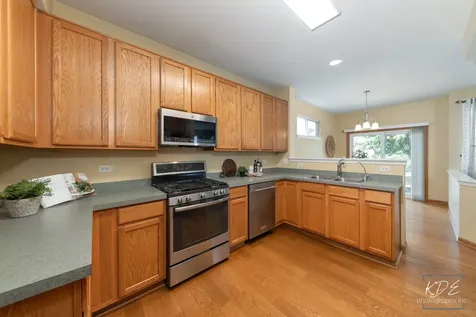 3021 Roxbury Court Joliet IL 60435