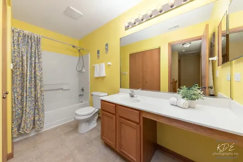 3021 Roxbury Court Joliet IL 60435