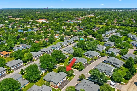 127 Fairlane Court Bloomingdale IL 60108