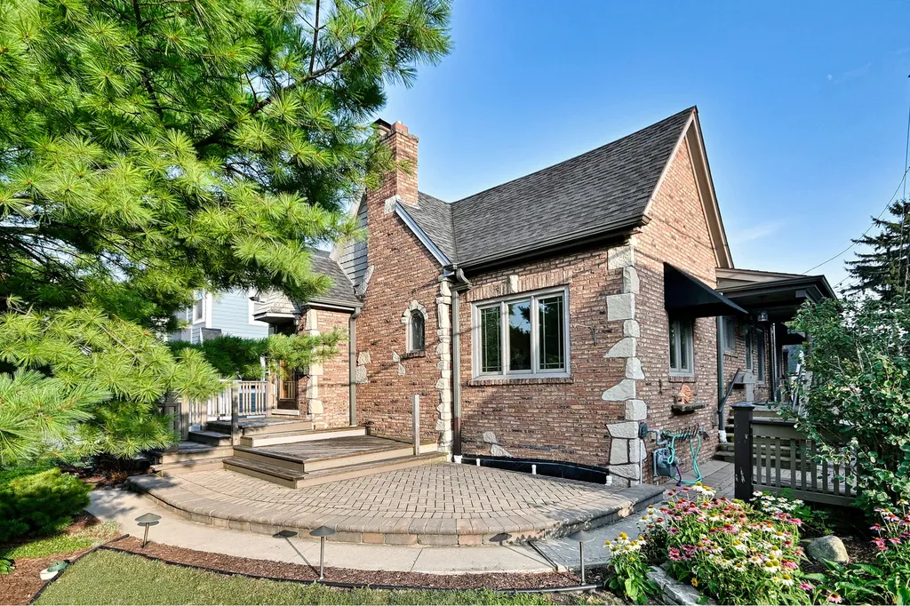129 East Washington Street Villa Park IL 60181