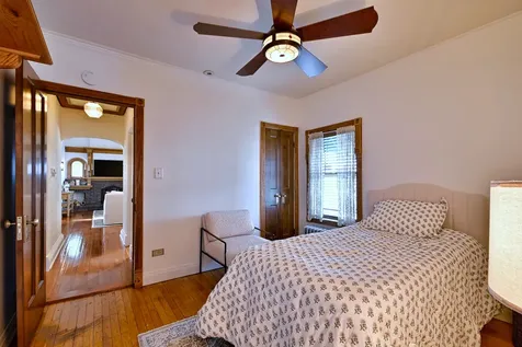 129 East Washington Street Villa Park IL 60181