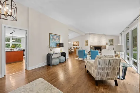 711 Elder Court Glencoe IL 60022