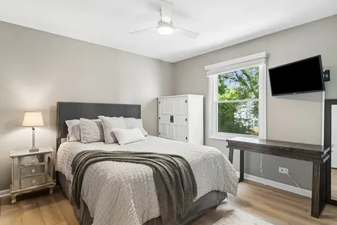 300 Hampton Street Cary IL 60013