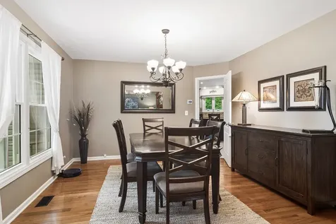 300 Hampton Street Cary IL 60013