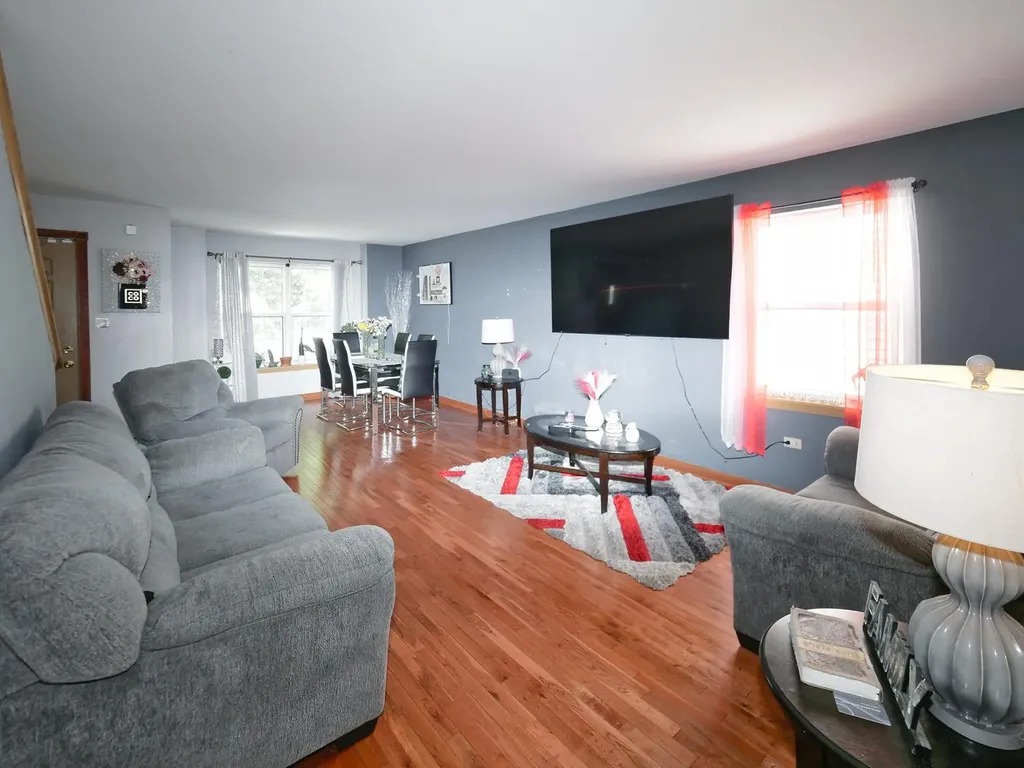 1511 South Karlov Avenue Chicago IL 60623