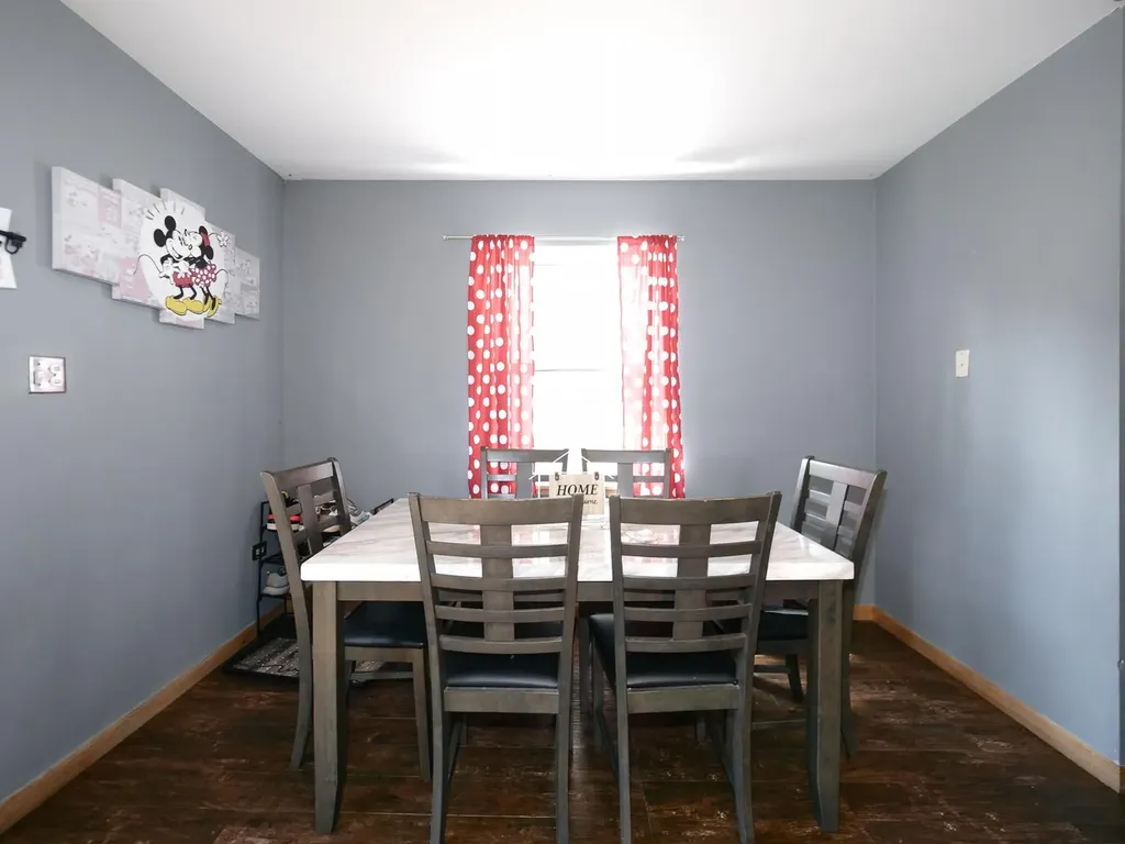 1511 South Karlov Avenue Chicago IL 60623