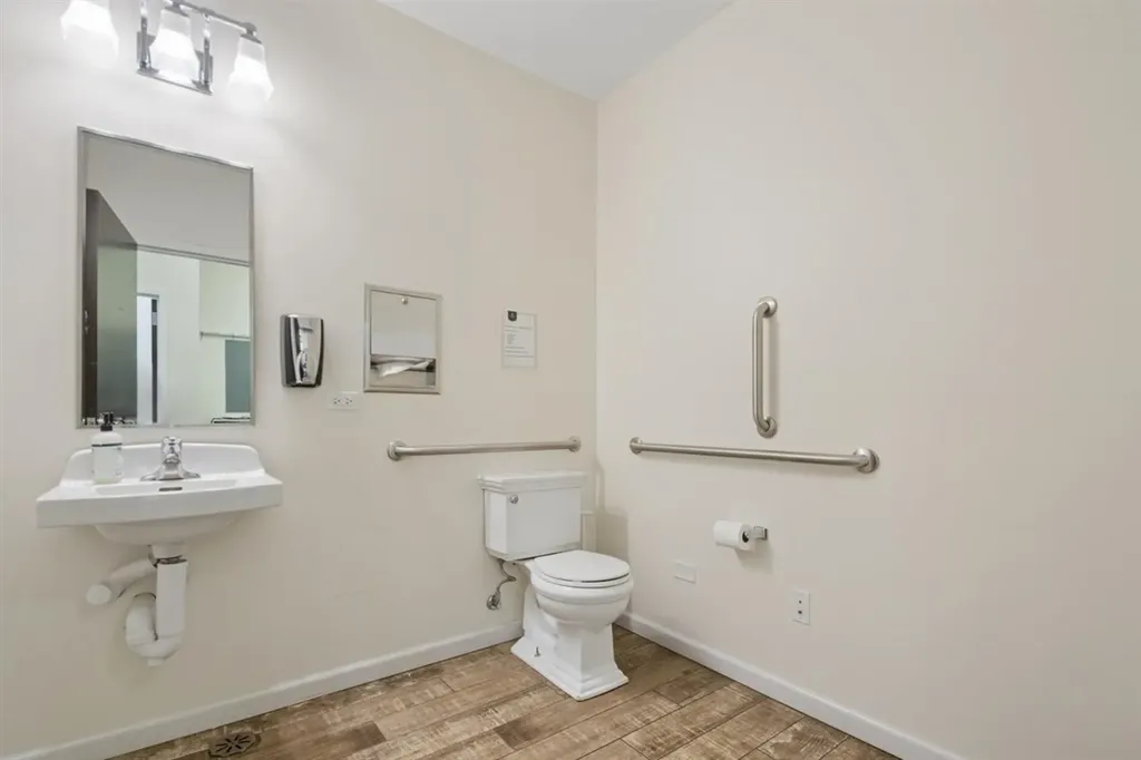 2219-23 West Belmont Avenue Chicago IL 60618