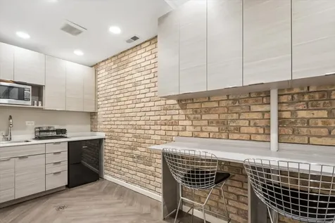 2219-23 West Belmont Avenue Chicago IL 60618