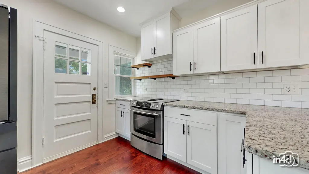 1492 South Jefferson Street Lockport IL 60441