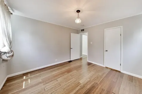 607 North Edgewood Avenue Lombard IL 60148