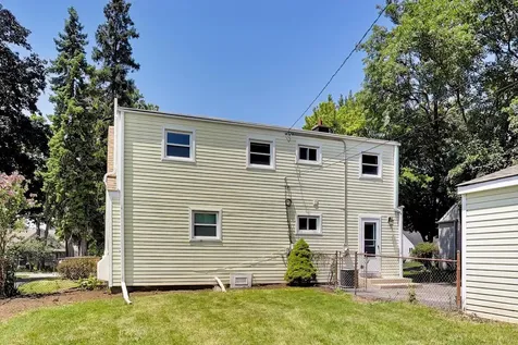 607 North Edgewood Avenue Lombard IL 60148