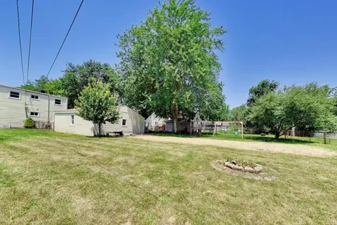 607 North Edgewood Avenue Lombard IL 60148