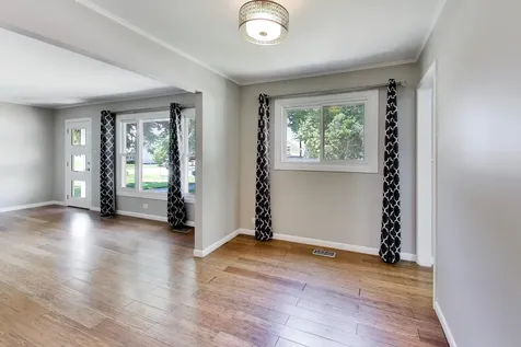 607 North Edgewood Avenue Lombard IL 60148