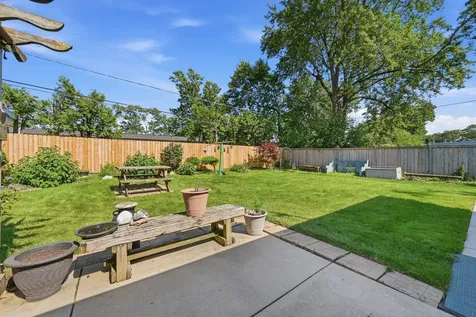 403 Hazelwood Lane Glenview IL 60025