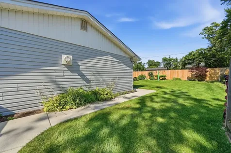403 Hazelwood Lane Glenview IL 60025