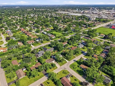 403 Hazelwood Lane Glenview IL 60025