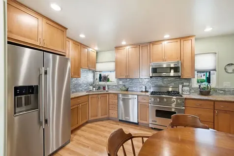 403 Hazelwood Lane Glenview IL 60025