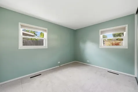 403 Hazelwood Lane Glenview IL 60025