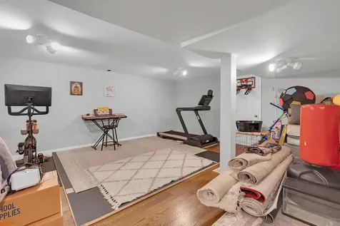 585 Marseilles Circle Buffalo Grove IL 60089
