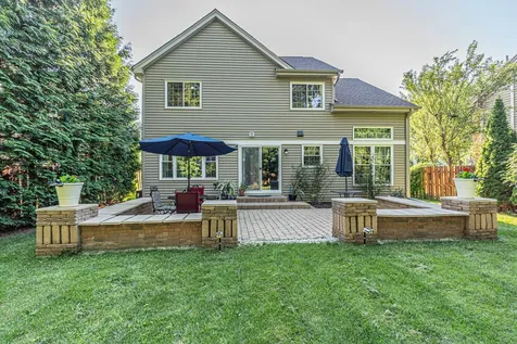 585 Marseilles Circle Buffalo Grove IL 60089