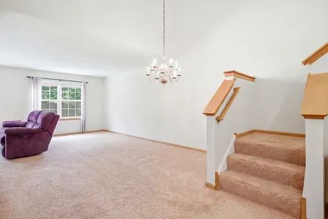 3332 Renard Lane St. Charles IL 60175