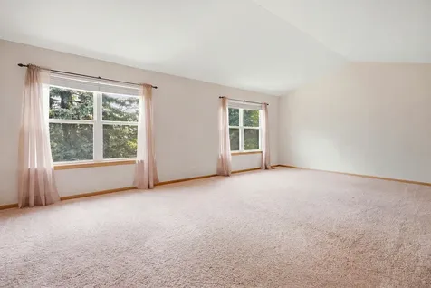 3332 Renard Lane St. Charles IL 60175