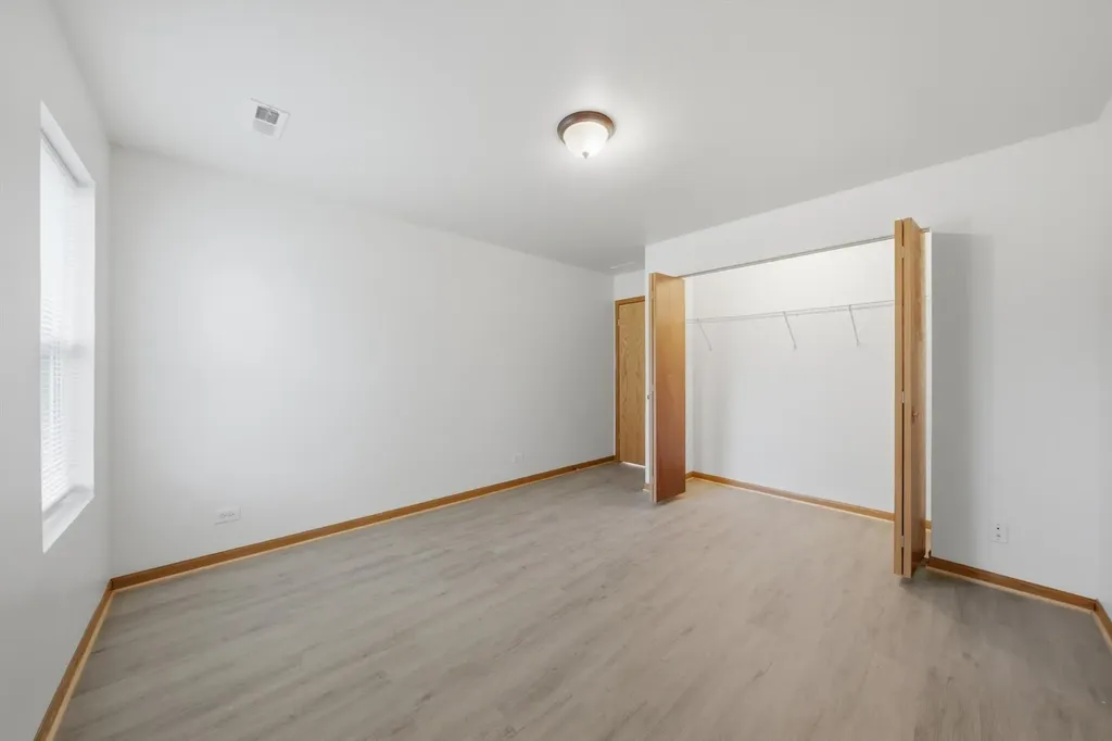 7918 South Greenwood Avenue Chicago IL 60619