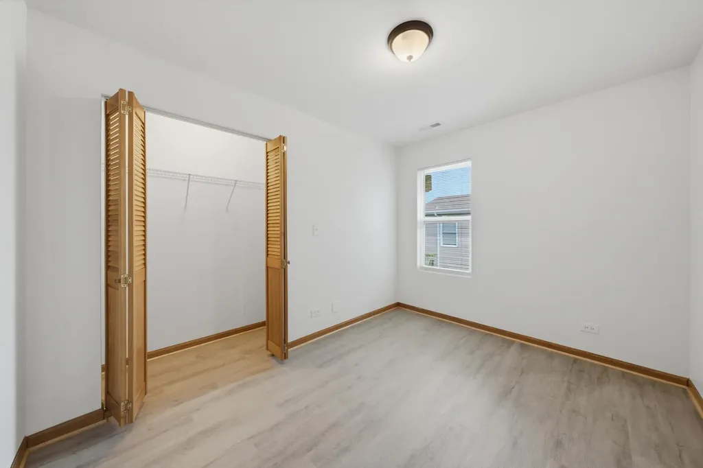 7918 South Greenwood Avenue Chicago IL 60619