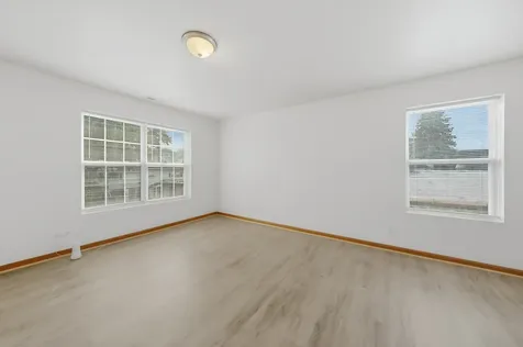 7918 South Greenwood Avenue Chicago IL 60619
