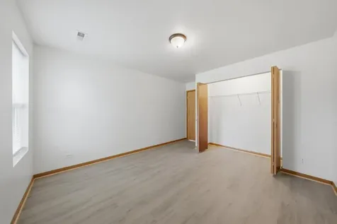7918 South Greenwood Avenue Chicago IL 60619