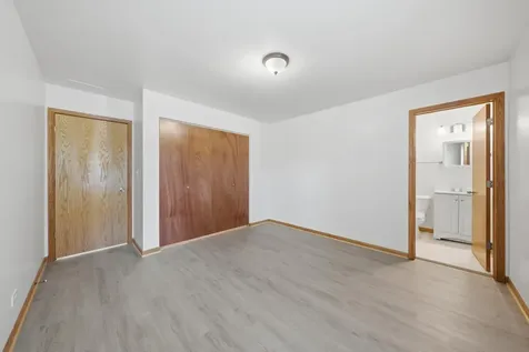7918 South Greenwood Avenue Chicago IL 60619