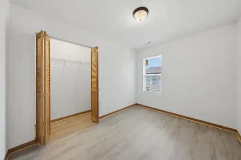 7918 South Greenwood Avenue Chicago IL 60619