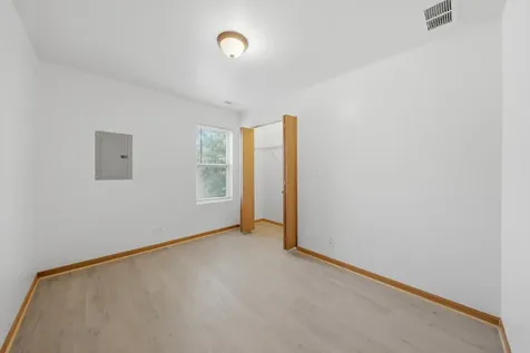 7918 South Greenwood Avenue Chicago IL 60619