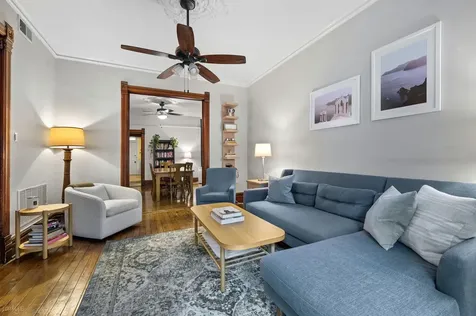 1040 West Barry Avenue Chicago IL 60657